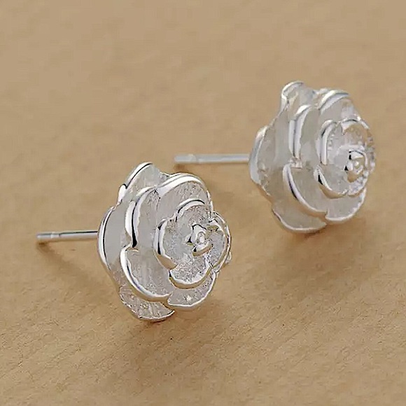 Sterling Silver Flower Earrings - Picture 1 of 3